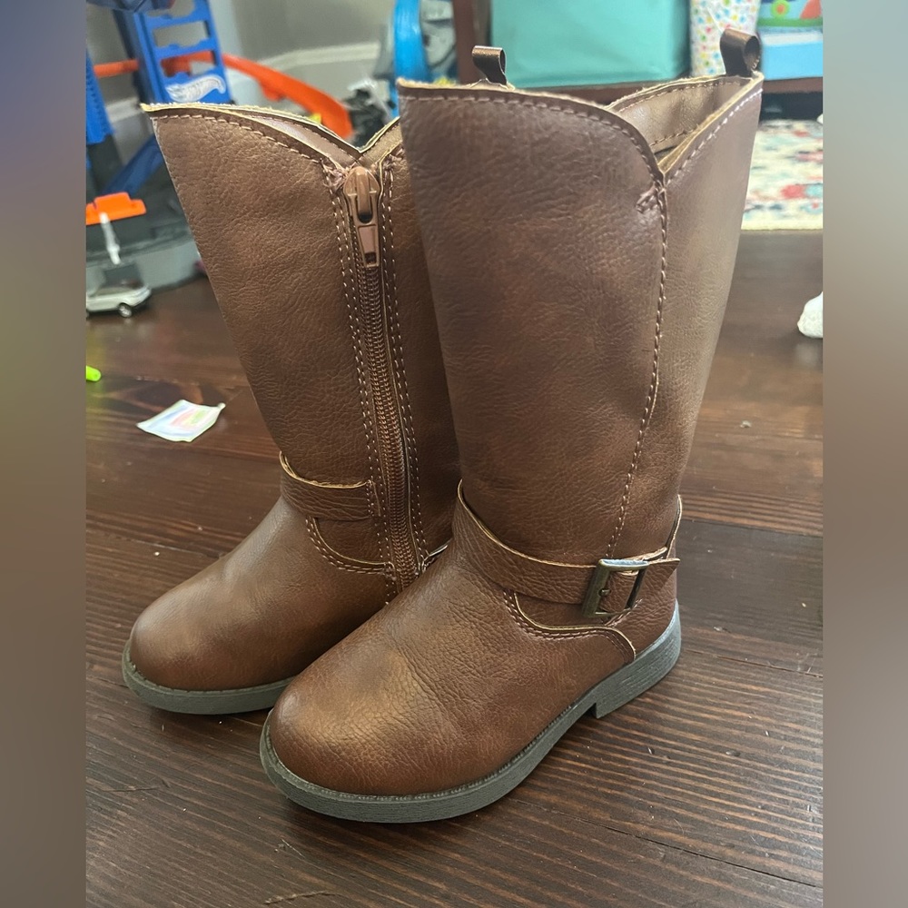 Toddler boots